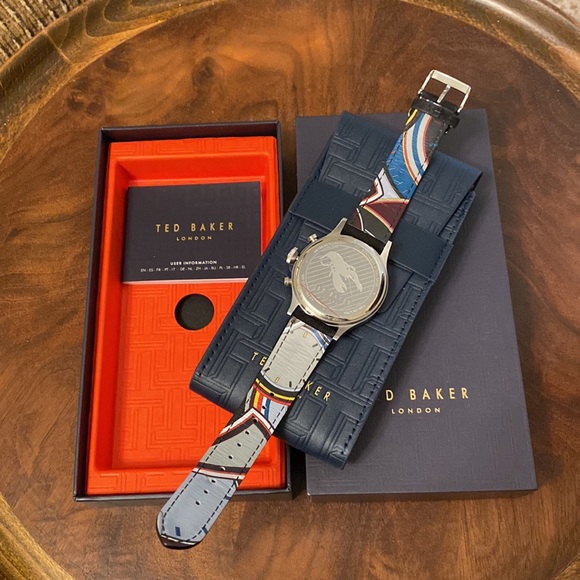 Ted Baker Chronograph Watch NWOT - Picture 5 of 7